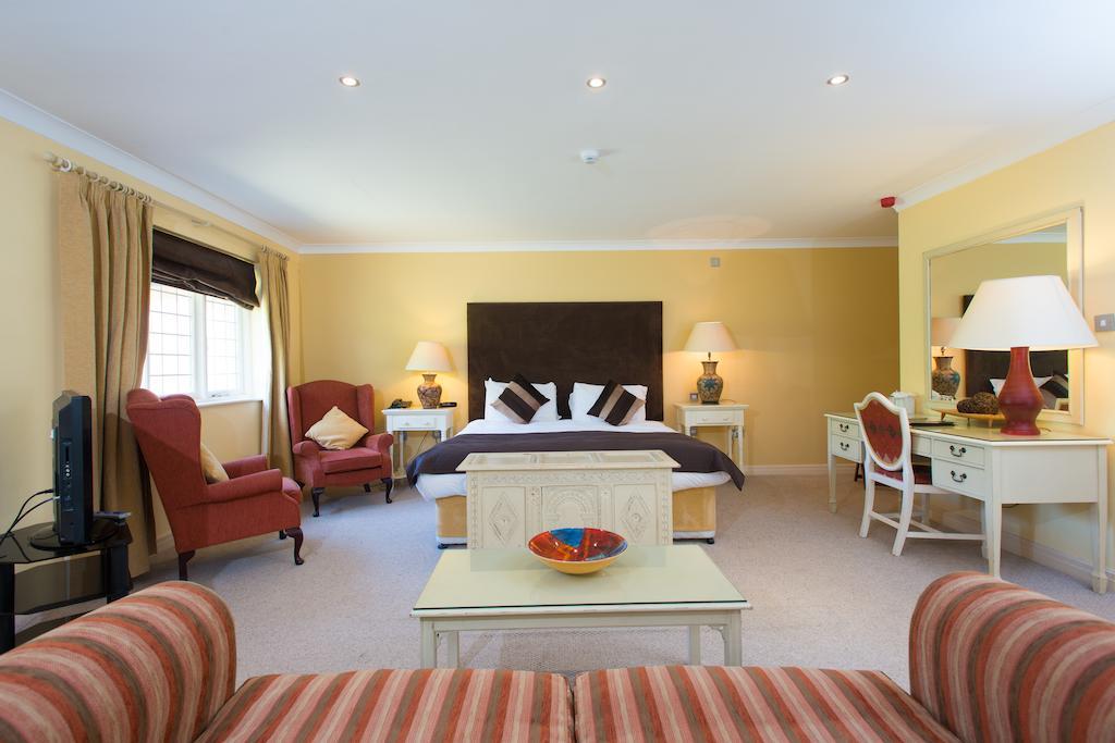 Cwrt Bleddyn Hotel & Spa Usk Extérieur photo
