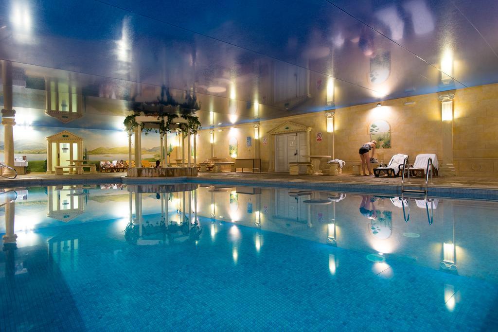 Cwrt Bleddyn Hotel & Spa Usk Extérieur photo