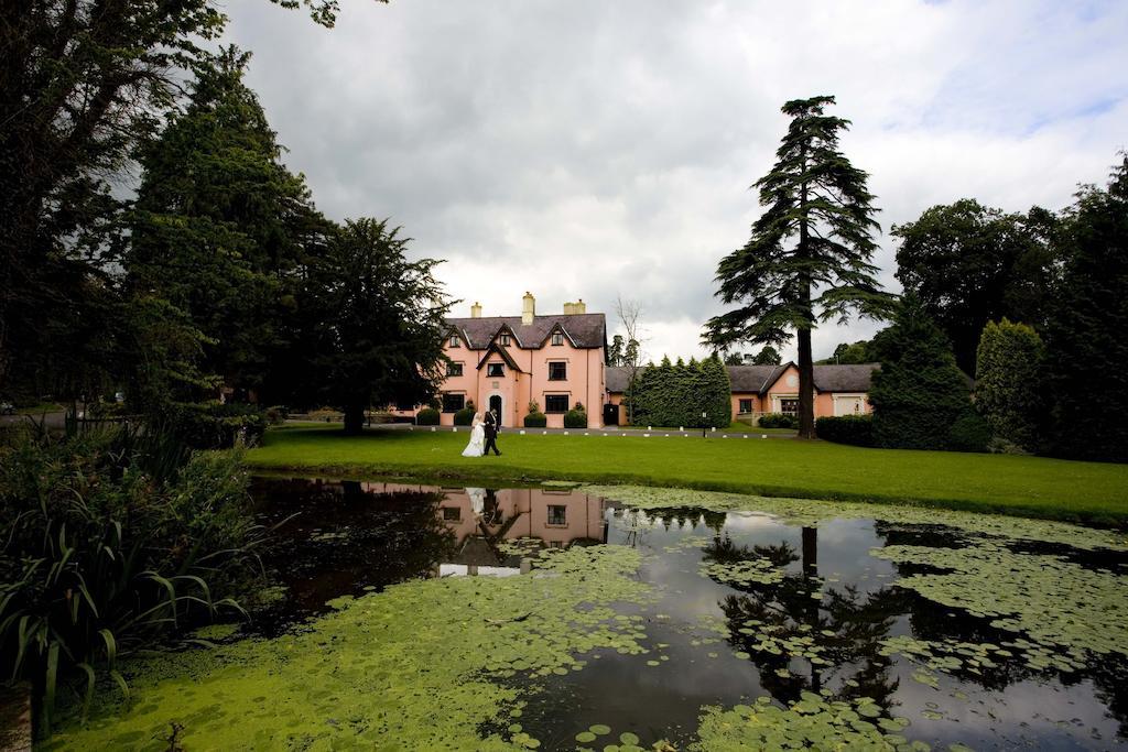 Cwrt Bleddyn Hotel & Spa Usk Extérieur photo