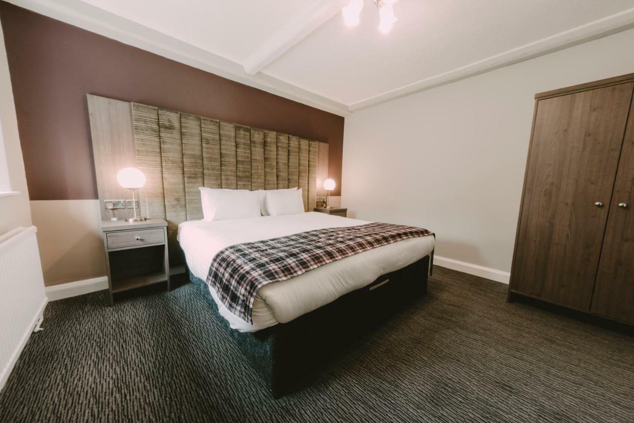 Cwrt Bleddyn Hotel & Spa Usk Extérieur photo