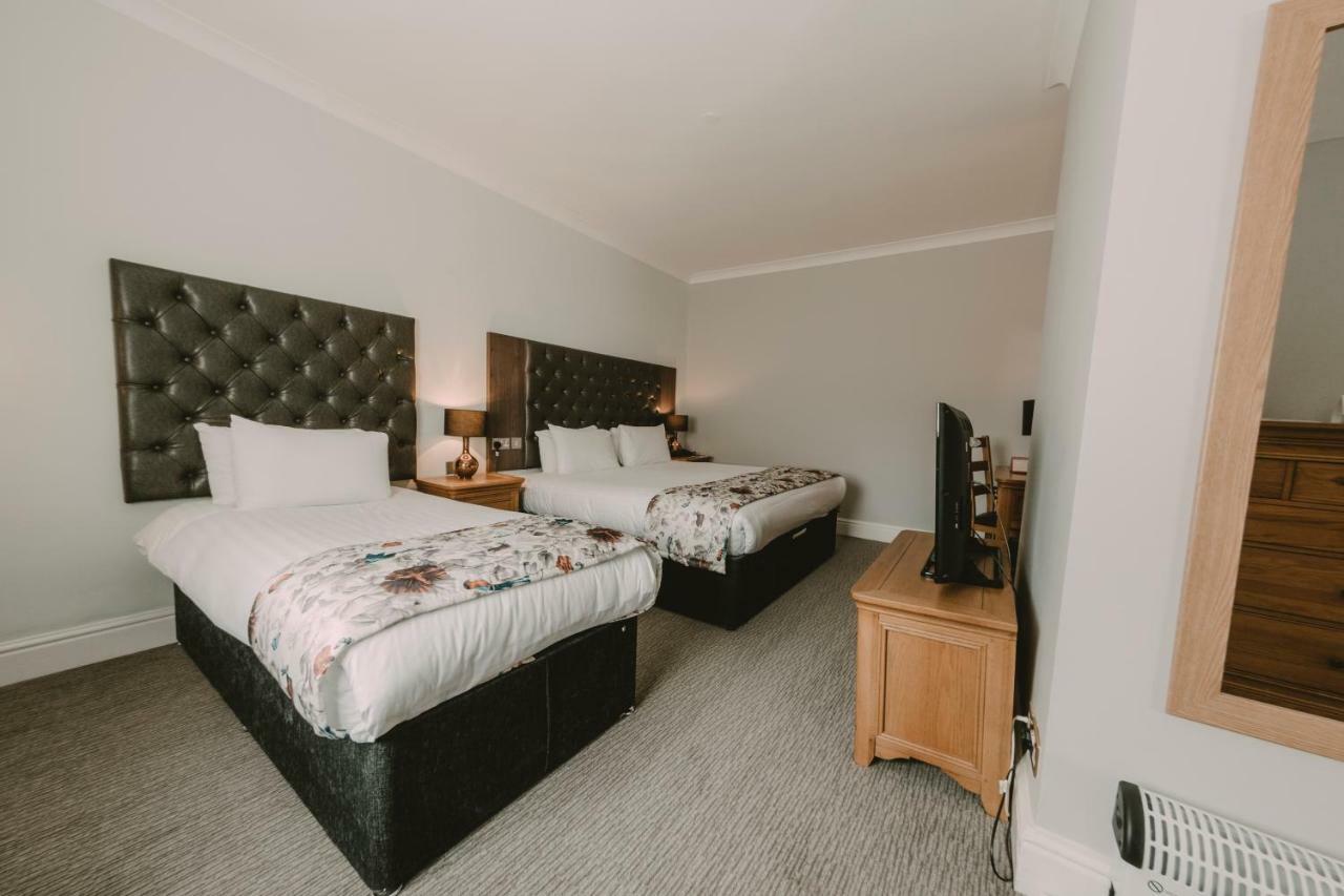 Cwrt Bleddyn Hotel & Spa Usk Extérieur photo