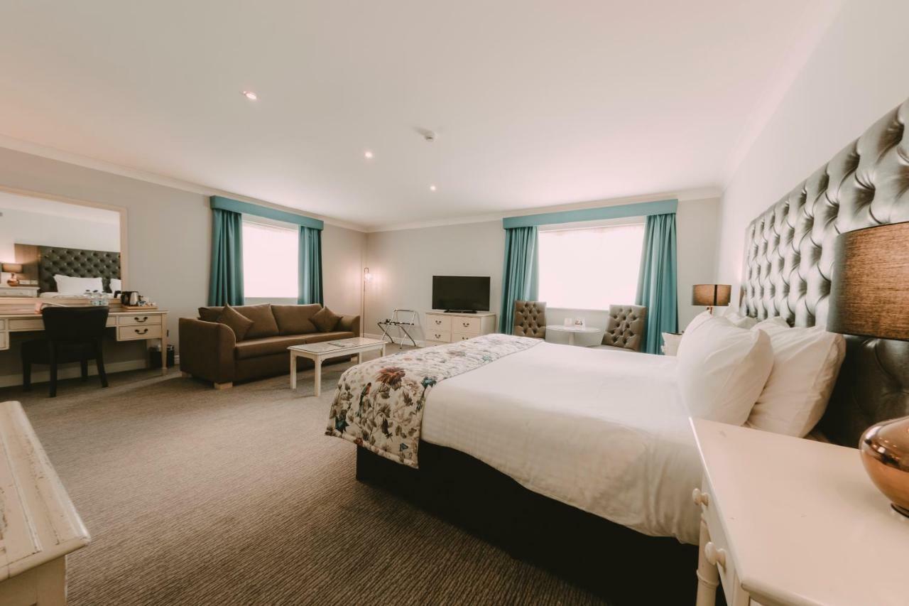 Cwrt Bleddyn Hotel & Spa Usk Extérieur photo