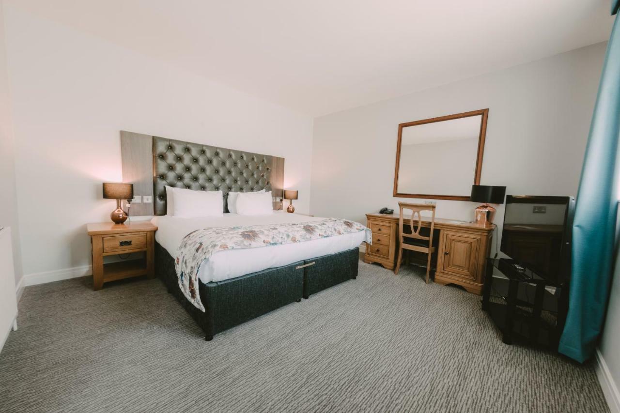 Cwrt Bleddyn Hotel & Spa Usk Extérieur photo